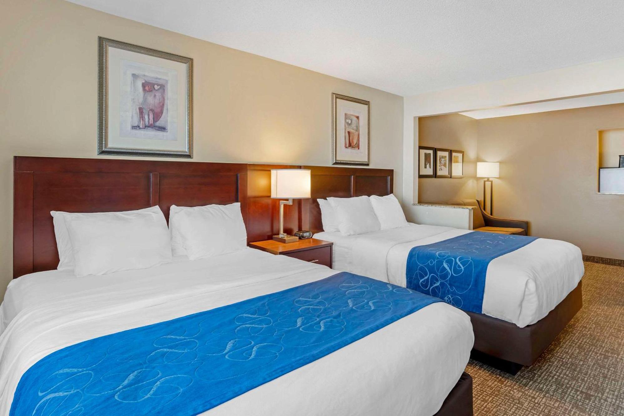 Hotel Comfort Normal University Area 3*